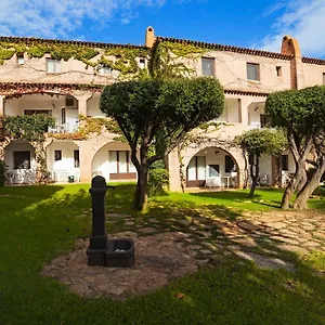 3* Hotel apartamentowy La Rosa